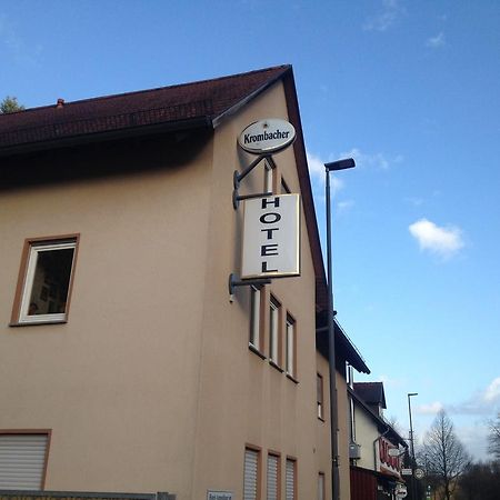 Landgasthof Zum Taunus Hotel Ober-Mörlen Exterior foto